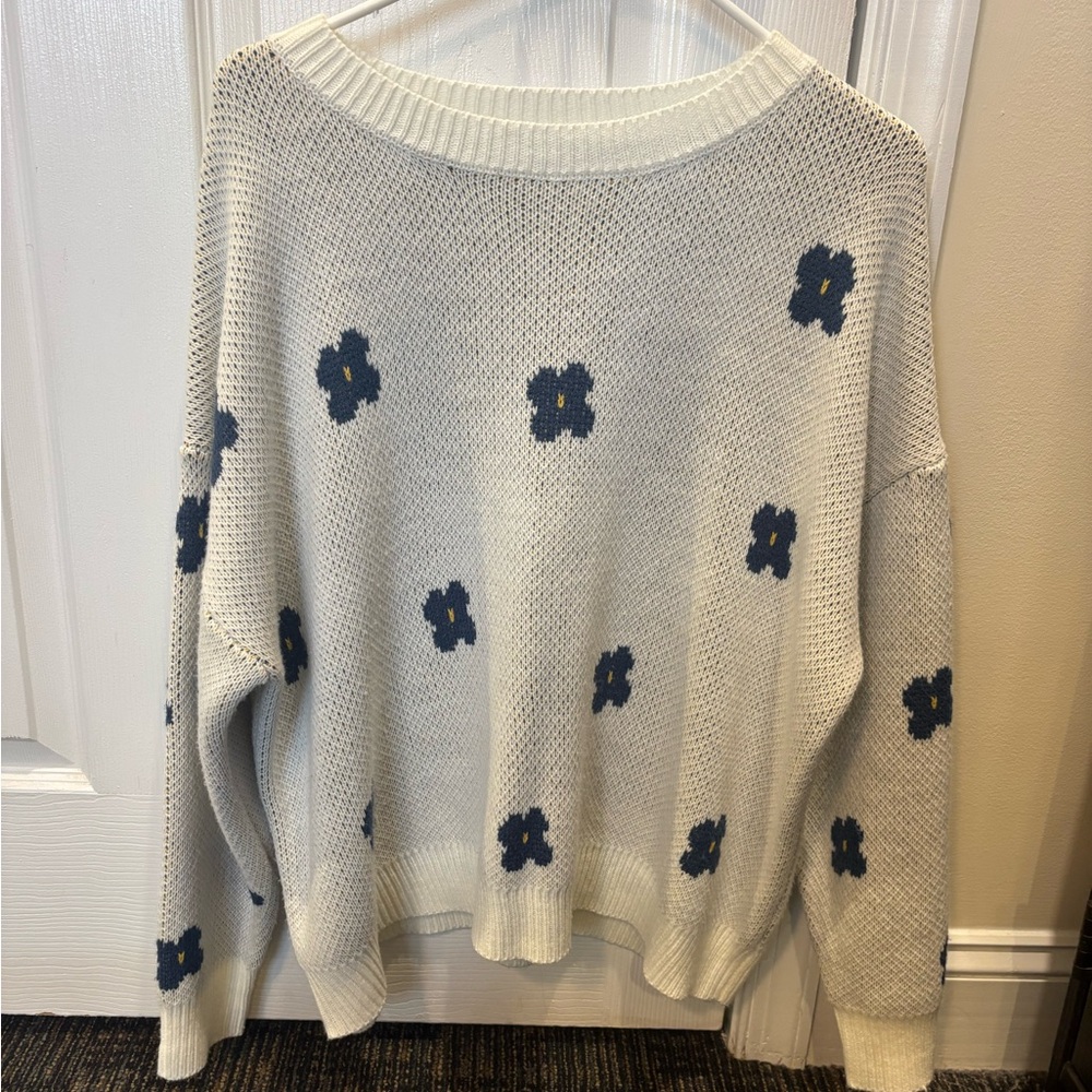 White sweater with flowers